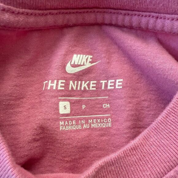 Nike Hike Club T-Shirt Tee Pink Small - Picture 5 of 5